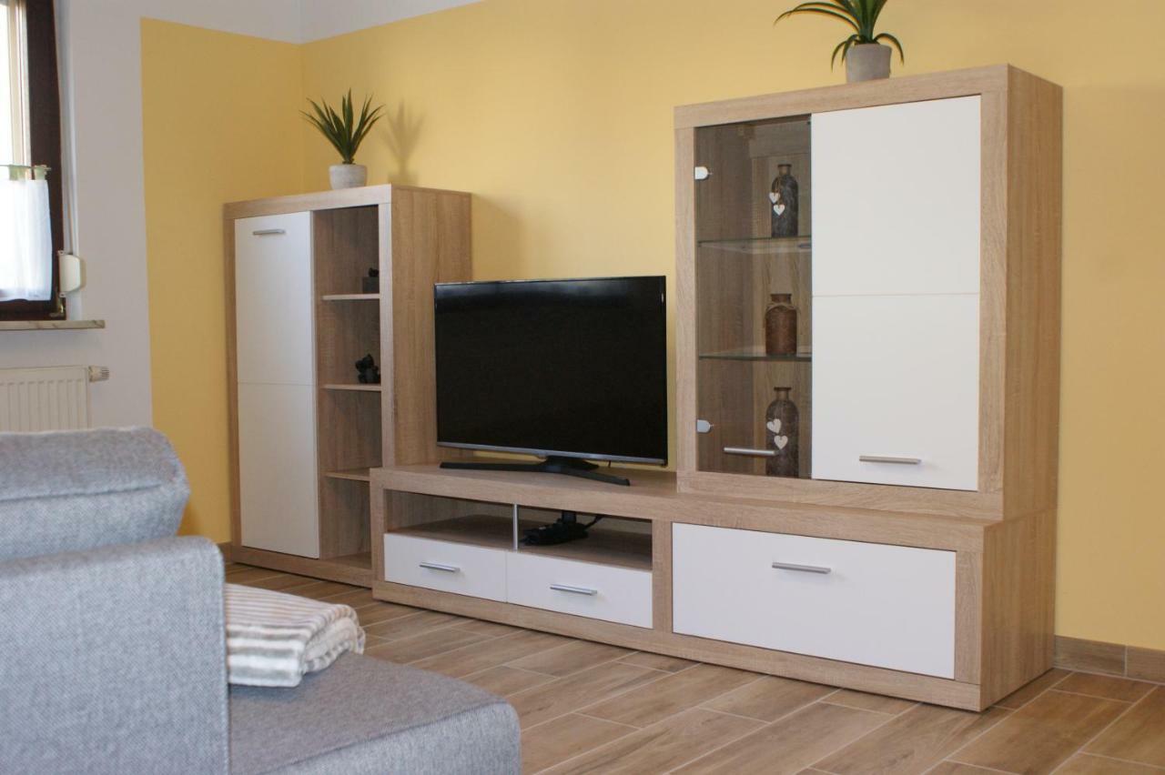Caro'S Ferienwohnung Haard Esterno foto